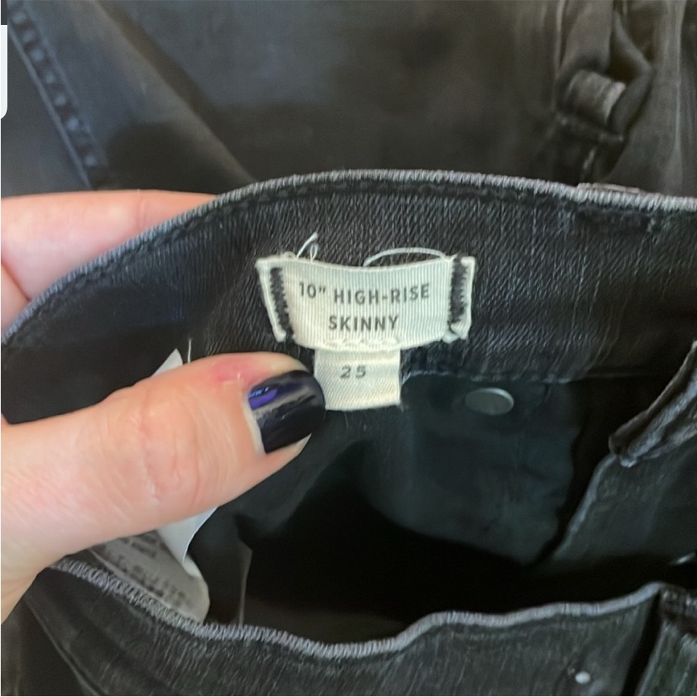 Madewell 10” High- Rise Skinny Jeans - Picture 16 of 16